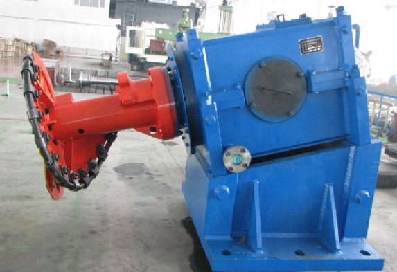 吐絲機(jī) 吐絲機(jī)