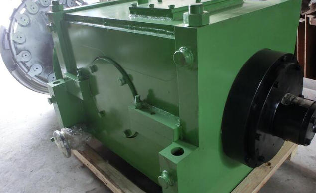 高線(xiàn)吐絲機(jī):高速線(xiàn)材生產(chǎn)線(xiàn)上的形態(tài)轉(zhuǎn)換藝術(shù)家